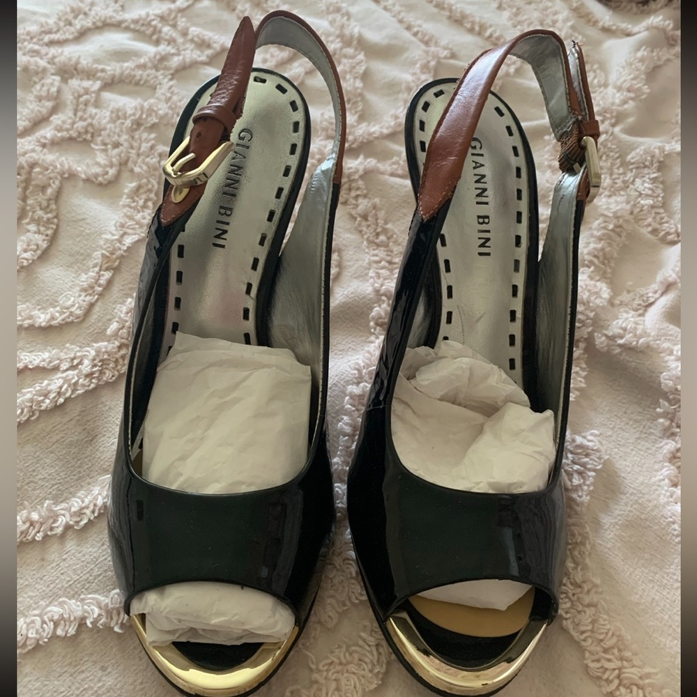 Black Gianni Bini heels Size 8